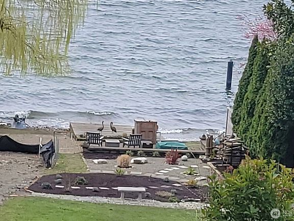 5th image of 7615 NE Champagne Point Place
