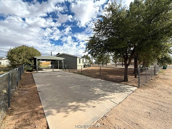 2nd image of 2995 E Hearne Avenue