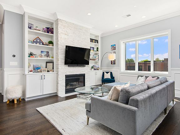 5th image of 2242 W Lawrence Ave #302
