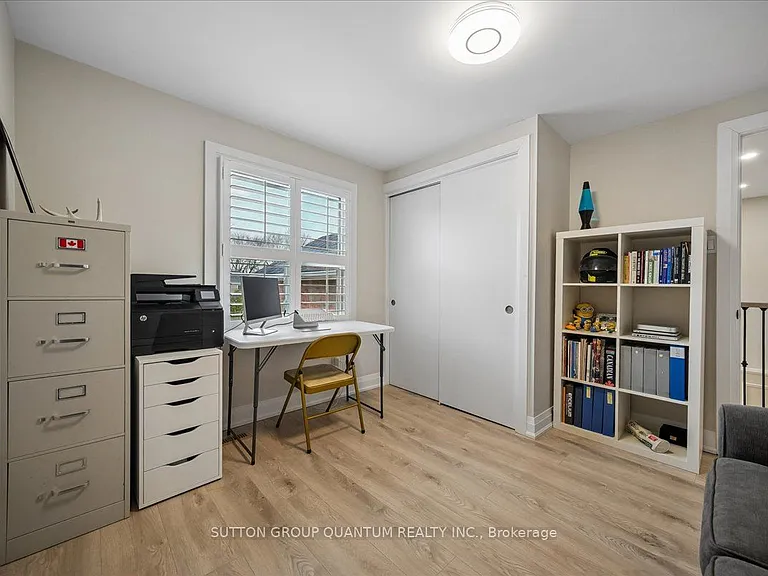 1120 Montgomery Dr — Photo 18