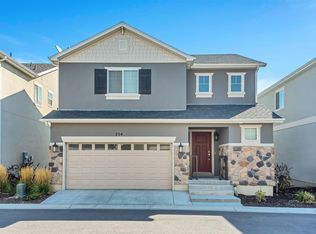 254 W Willow Creek Dr, Saratoga Springs, UT 84045