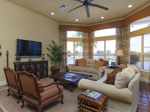 4th image of 4837 River Village Dr
