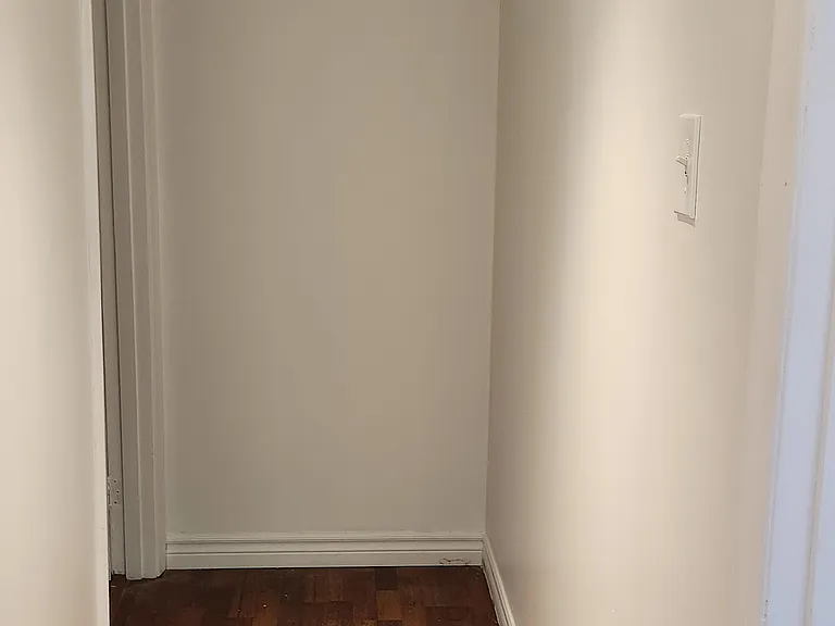 110 Wilson St W #2 — Photo 6