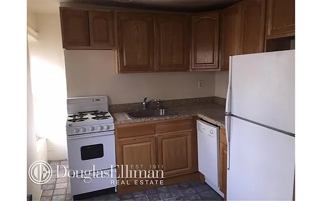 Rented by Douglas Elliman | media 3