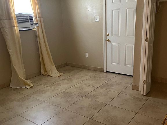 4th image of 2813 Sundorn St #A