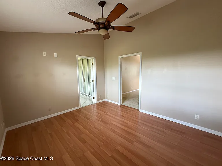 925 Falls Trl — Photo 28