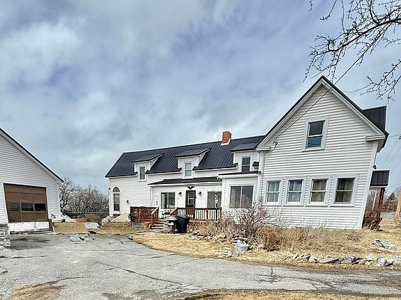 2nd image of 808 Madawaska Road