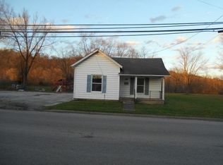 1006 W Shelby St, Falmouth, KY 41040