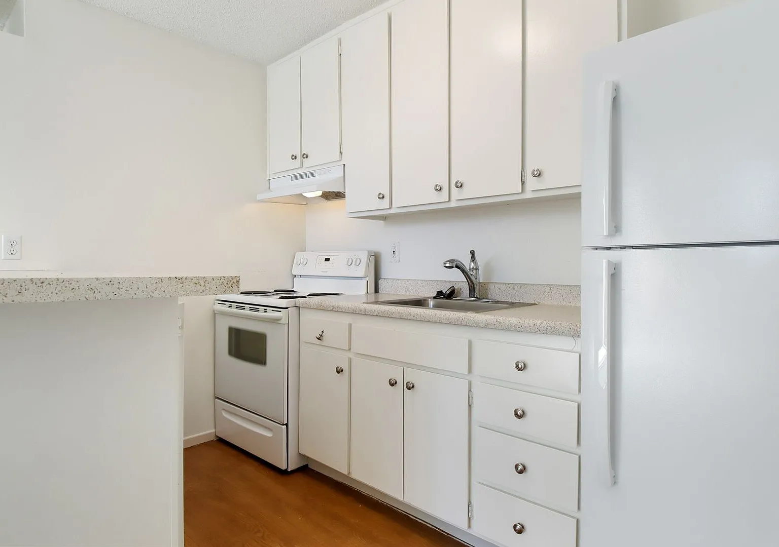 Casa Parks Apartments — Photo 4