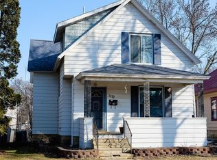 1117 W Center St, Rochester, MN 55902