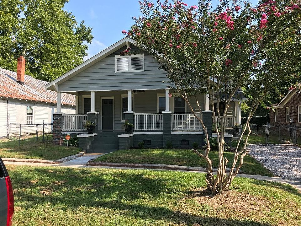 1st image of 1104 W 4th St