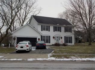 2375 Kittridge Dr, Dundee, IL 60118