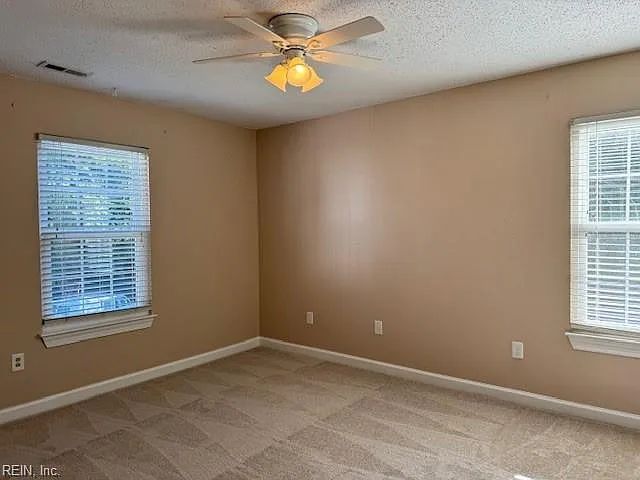 2123 Retreat Ct — Photo 5