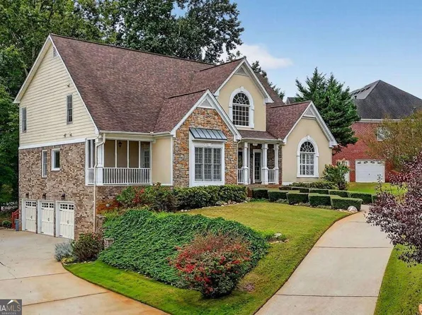 5631 Shamrock Ln, Douglasville, GA 30135