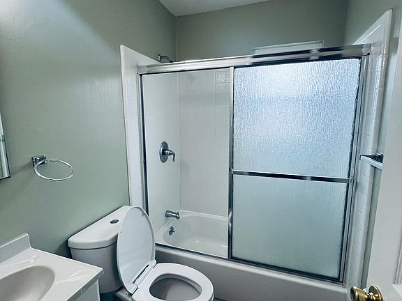 2nd image of 6638 Macarthur Blvd #46-14