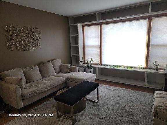 3rd image of 161 Kathleen Ln