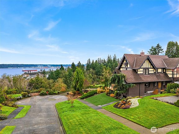 2nd image of 2910 N 28th Street