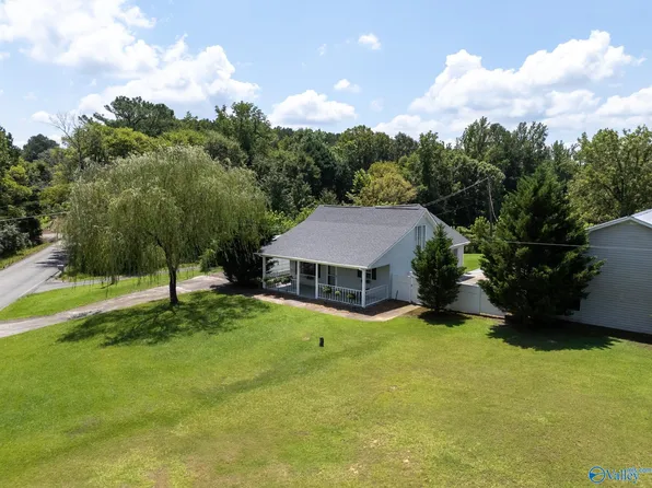309 Nelson Hollow Rd, Somerville, AL 35670