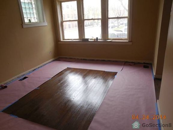3rd image of 6900 S Paxton Ave #2