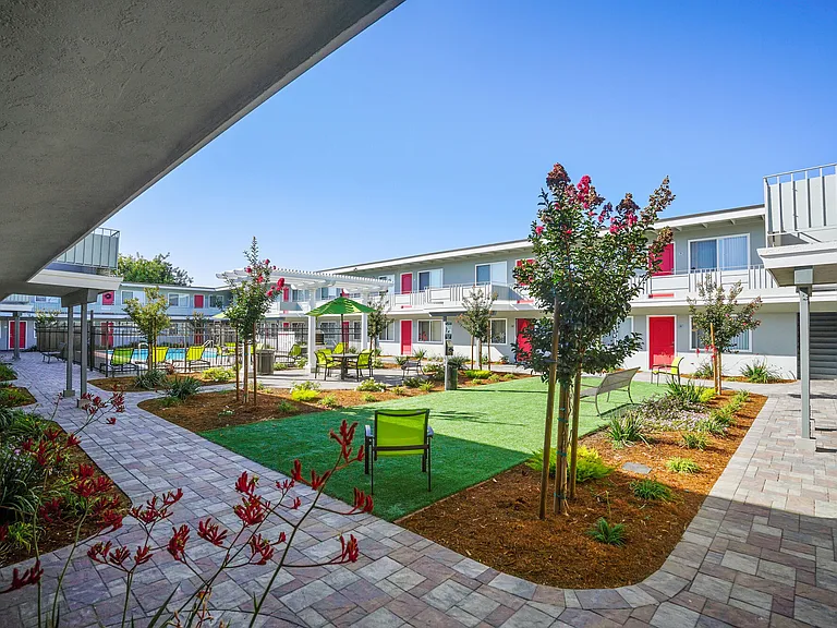 Bon Aire Apartments — Photo 13
