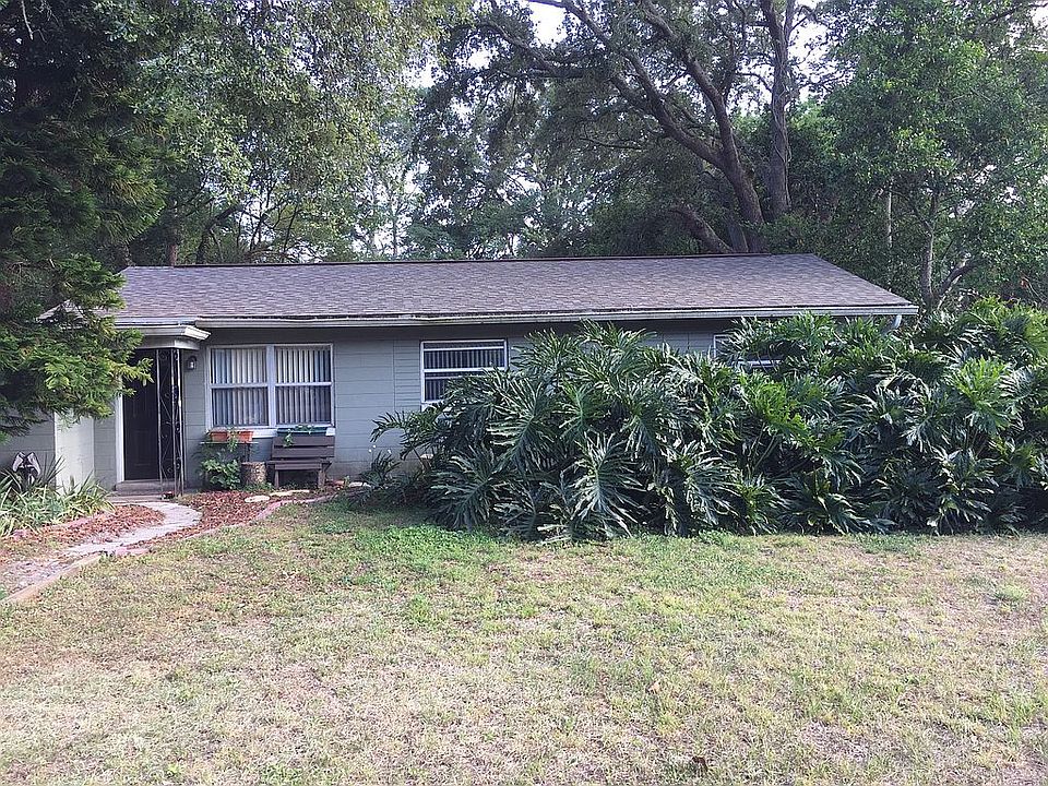 1st image of 812 Little Wekiwa Dr