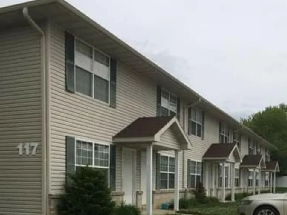 111 Autumn Pine Dr #7