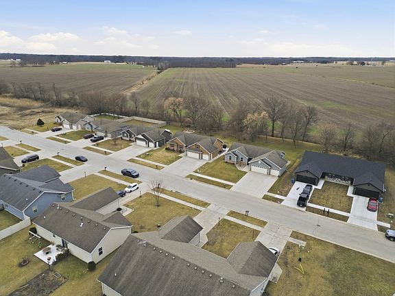 4th image of 1926 Daisy St SE