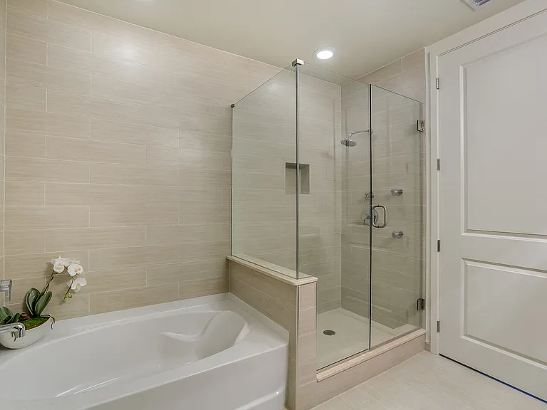Select homes feature 5-piece bathrooms