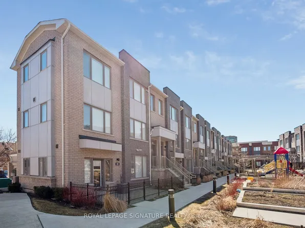 1525 Kingston Rd #203, Pickering, ON L1V 0E9