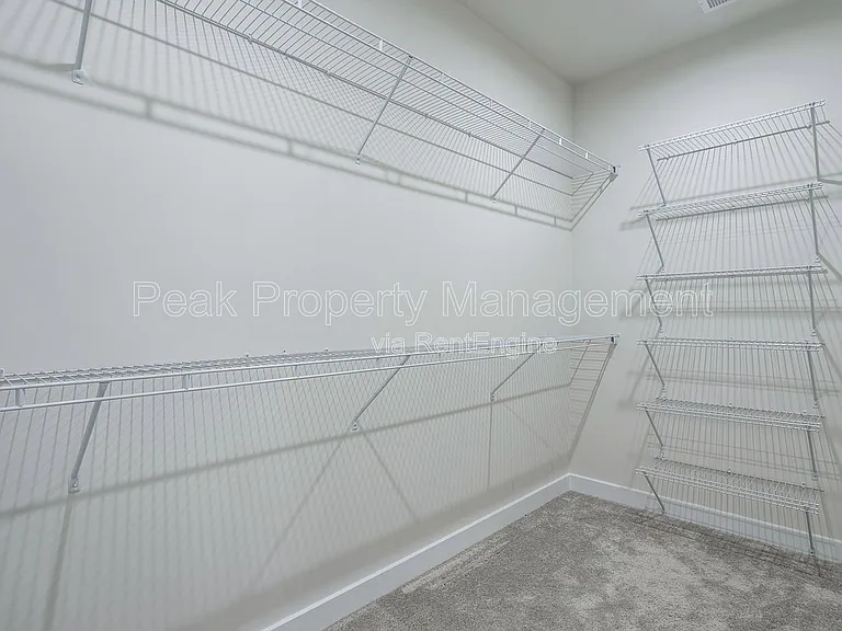 1633 Bilder Ct — Photo 18