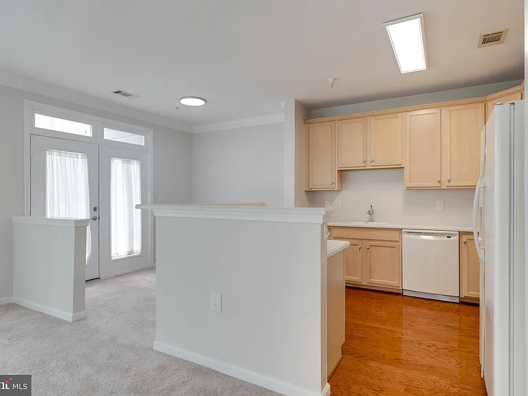 1601 Ladue Ct #101 — Photo 9