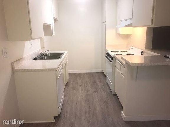 FirstFloorKitchen