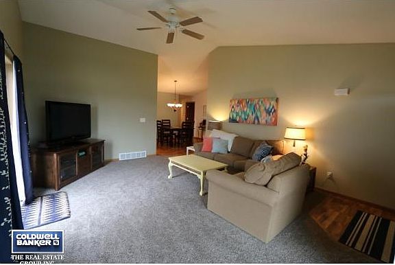 Open Concept to Kitchen/Dining