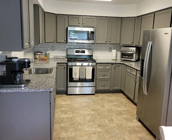 88 Hawthorne Ave — Photo 7