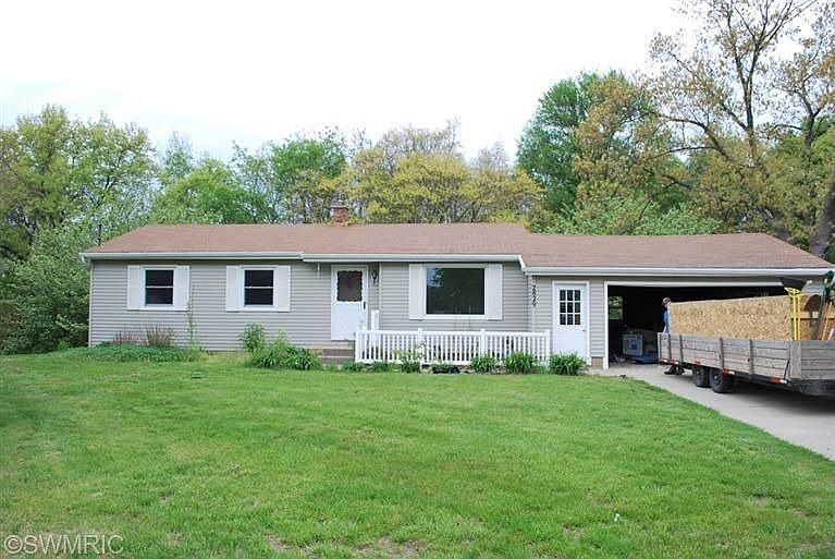 1st image of 2829 Bonneville Ct NE