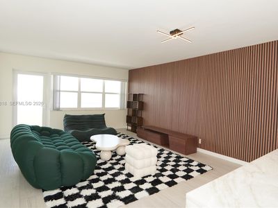 401 Golden Isles Dr APT 701, Hallandale, FL, 33009