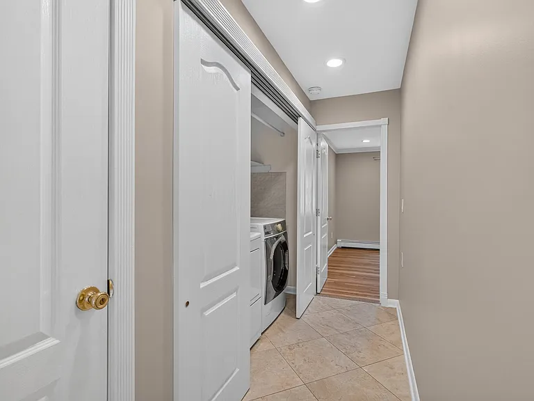 25 Cleveland Ave — Photo 29
