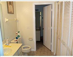 5th image of 1125 Barbour Ave