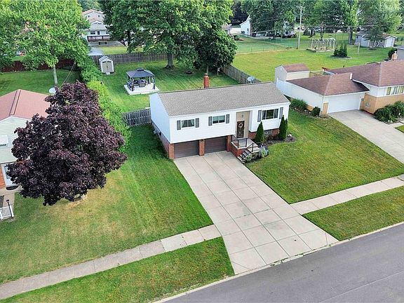 2nd image of 5500 Sequoia Dr