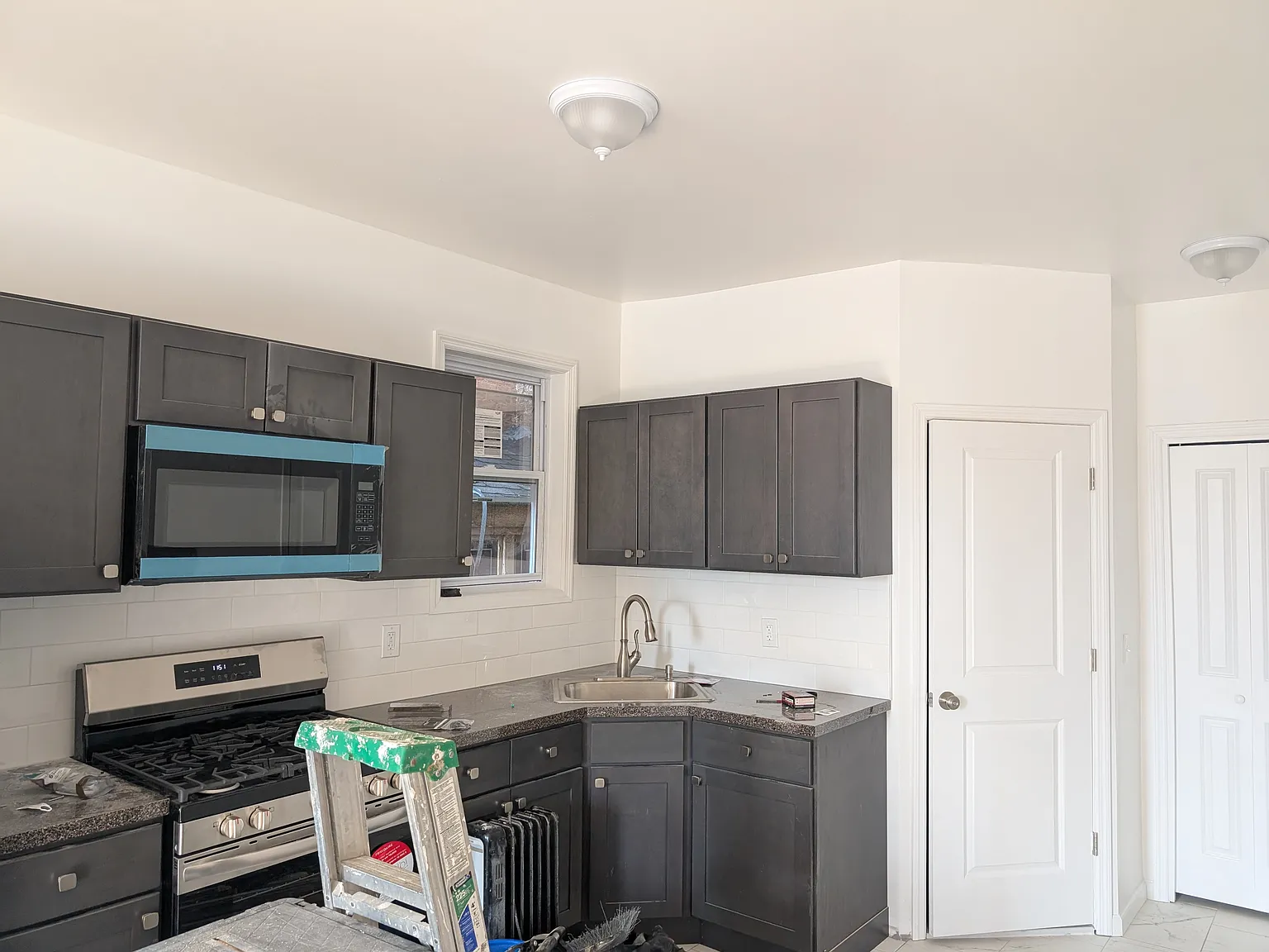 2 bed, $1,795 — Photo 3