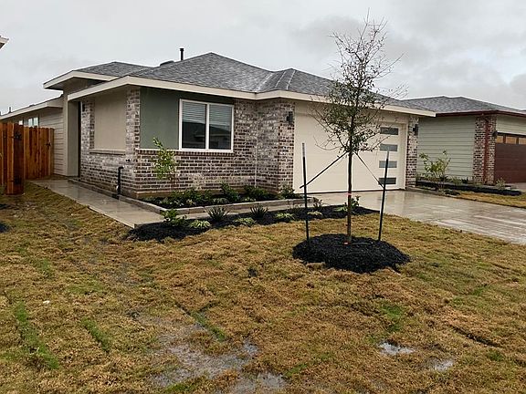 2nd image of 2824 Gunnersbury Dr