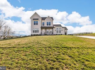 38732 Silver King Cir, Waterford, VA