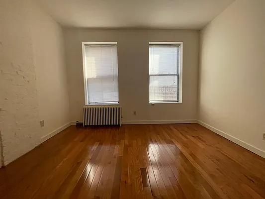 Rented by Bond New York | media 15