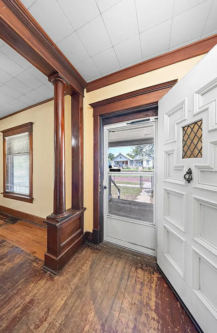 2 Bedroom Home — Photo 3