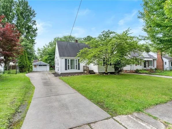 120 Palmetto Ave, Bedford, OH 44146