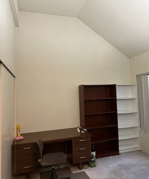 1745 Deer Creek Ct — Photo 2