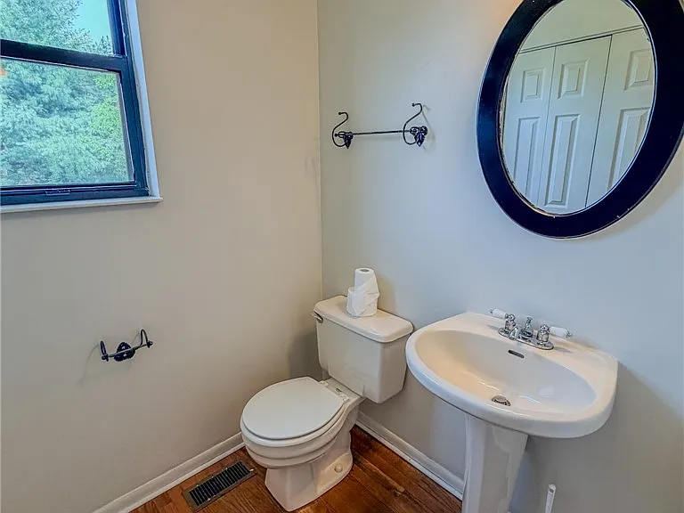 134 Forest Dr — Photo 11