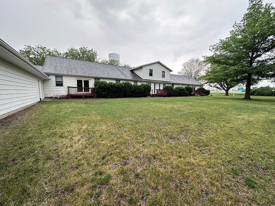 1st image of 2540 Edgewood Dr #4