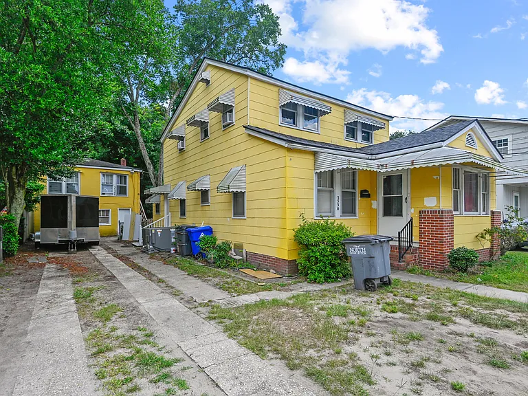 3530 Admiral Dr #UPSTAIRS — Photo 1