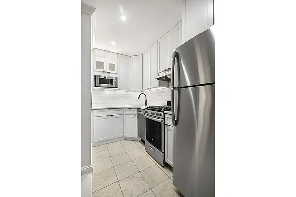 Rented by Warburg | media 13